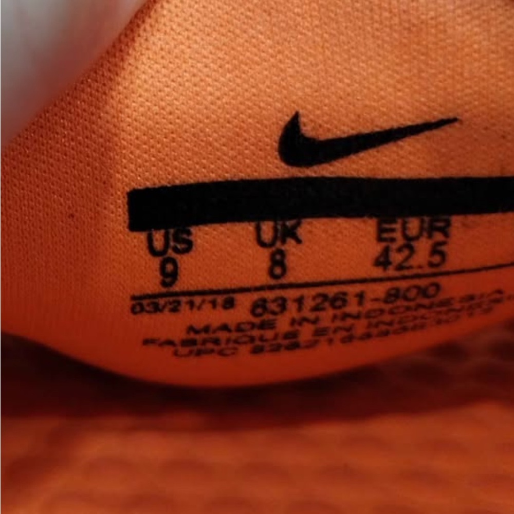 Nike Men’s Bright Orange Slide Sandals - Picture 4 of 4